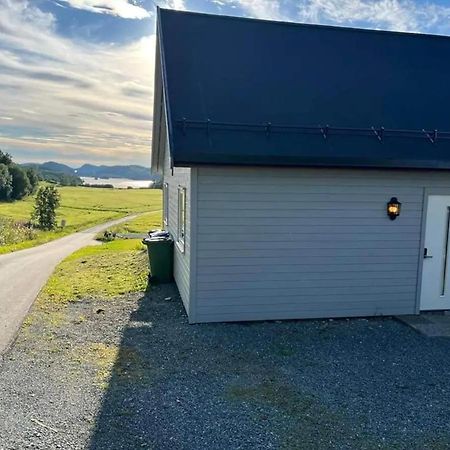Lekkert Gjestehus Med Gratis Parkering Pa Stedet. Levanger Exterior photo